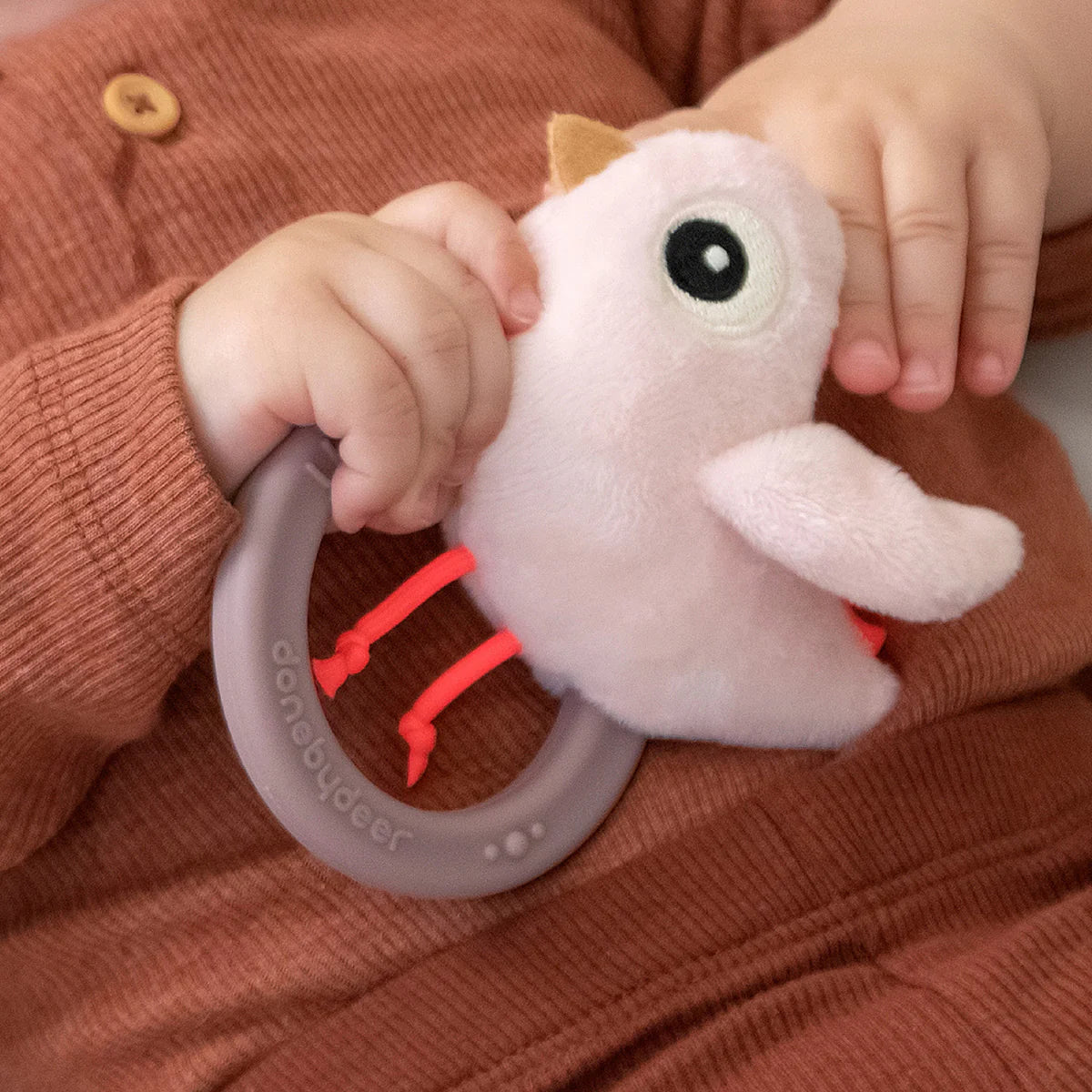 Sensory rattle w/teether